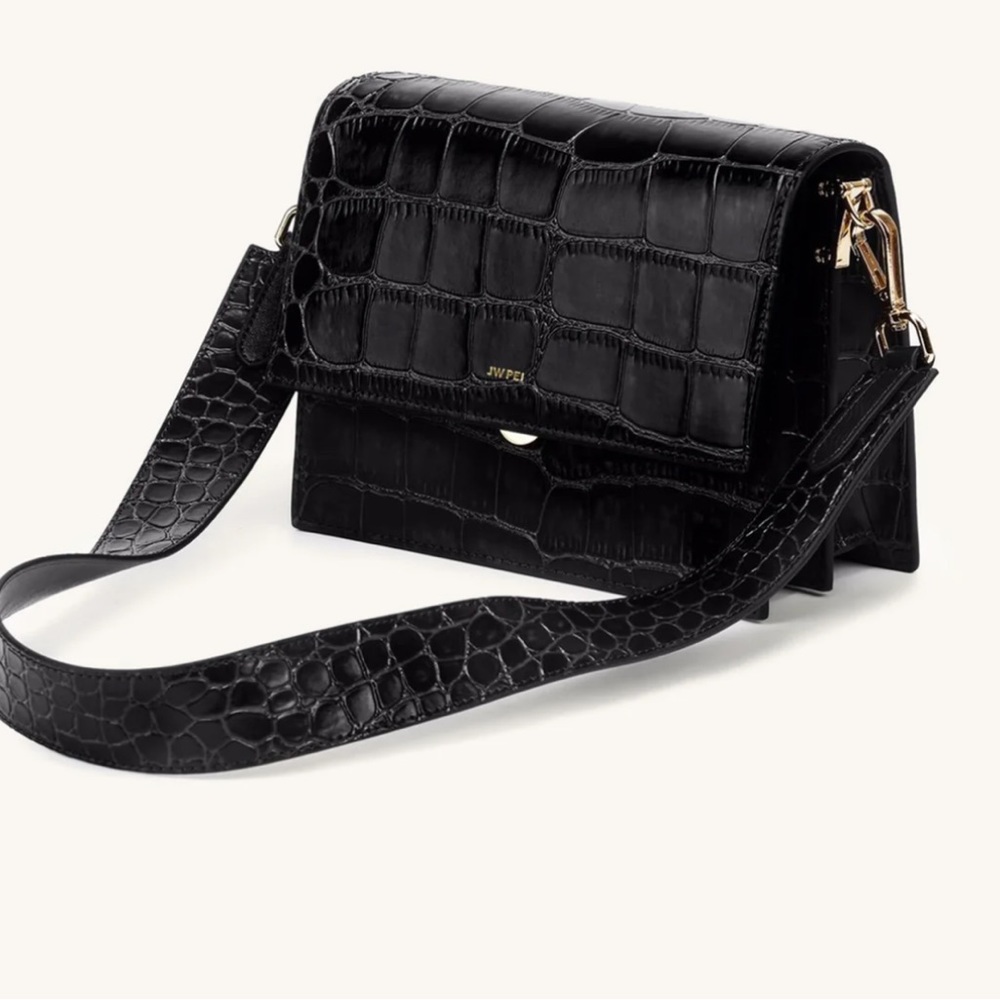 JW Pei Bag